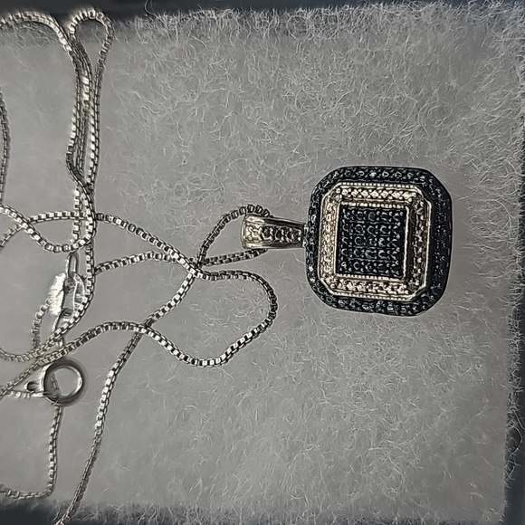 enuine Blue Diamond NecklaceNatural Diamond Accented Rhodium Over Brass - Picture 1 of 4